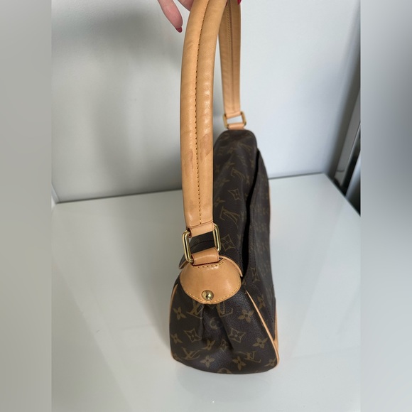 Louis Vuitton Beverly Monogram MM Brown Shoulder Bag - Picture 6 of 8